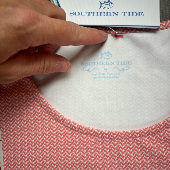 Southern Tide Shirley Performance Dress. Draw string detail crew neck size S NWT - Picture 4 of 11